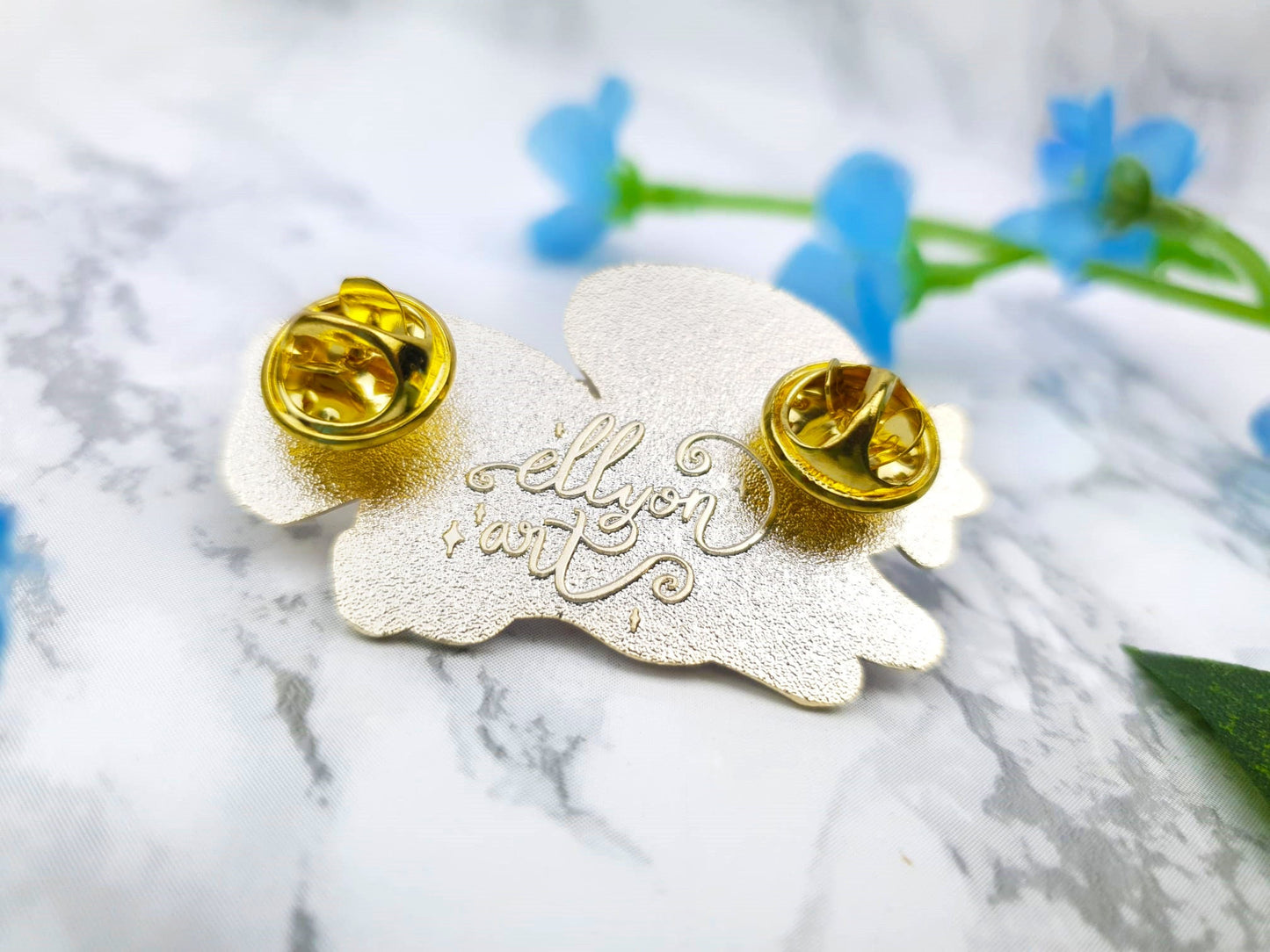 Cute | Collector Pin | Kawaii | Japanese | Anime | Pokemon | Mudkip | Lapel Pin | Shiny | Hard Enamel | Lapel | Poképal | ellyonart