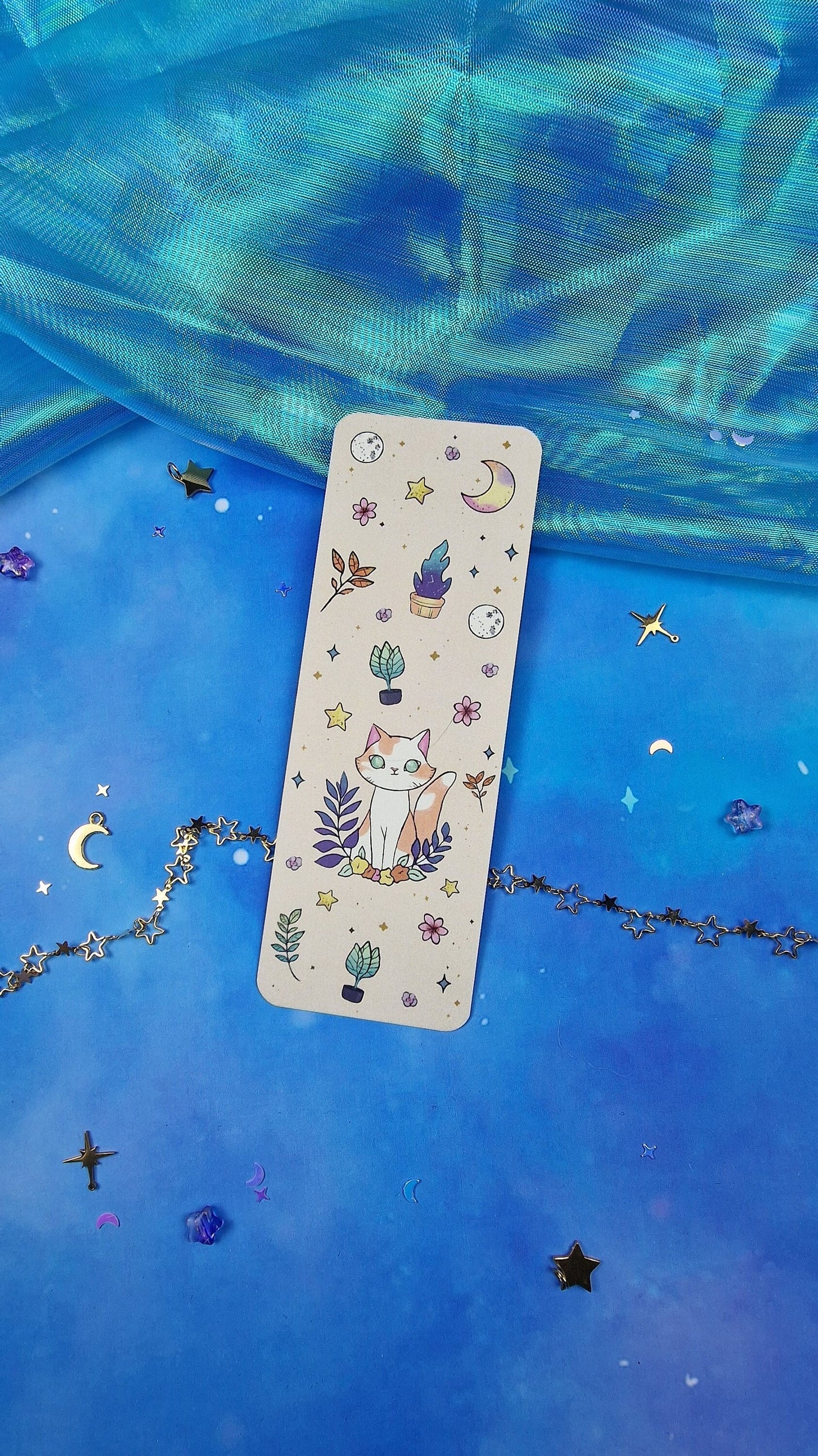 Dreamy Garden Cat Bookmark | Cute Cottagecore Aesthetic | Moon & Stars | Cozy Reading Gift | Beige Floral Design | Book Lover Accessory