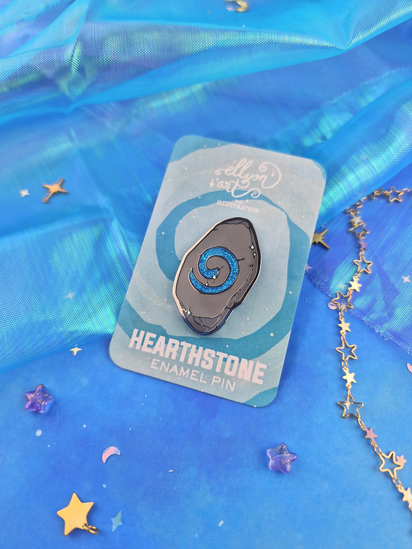 Stone of Hearth | Glitter | Blue Stone | Homebound | Inkeeper | Game inspired | ellyonart | Enamel Pin | Lapel Pin | Pin Badge | Fantasy