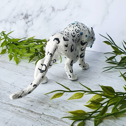 White Leopard | Snow Leopard | Spirit Animal | Cat | Fantasy | Magical | Game themed | Figure | Figurine | Sculpture | ellyonart