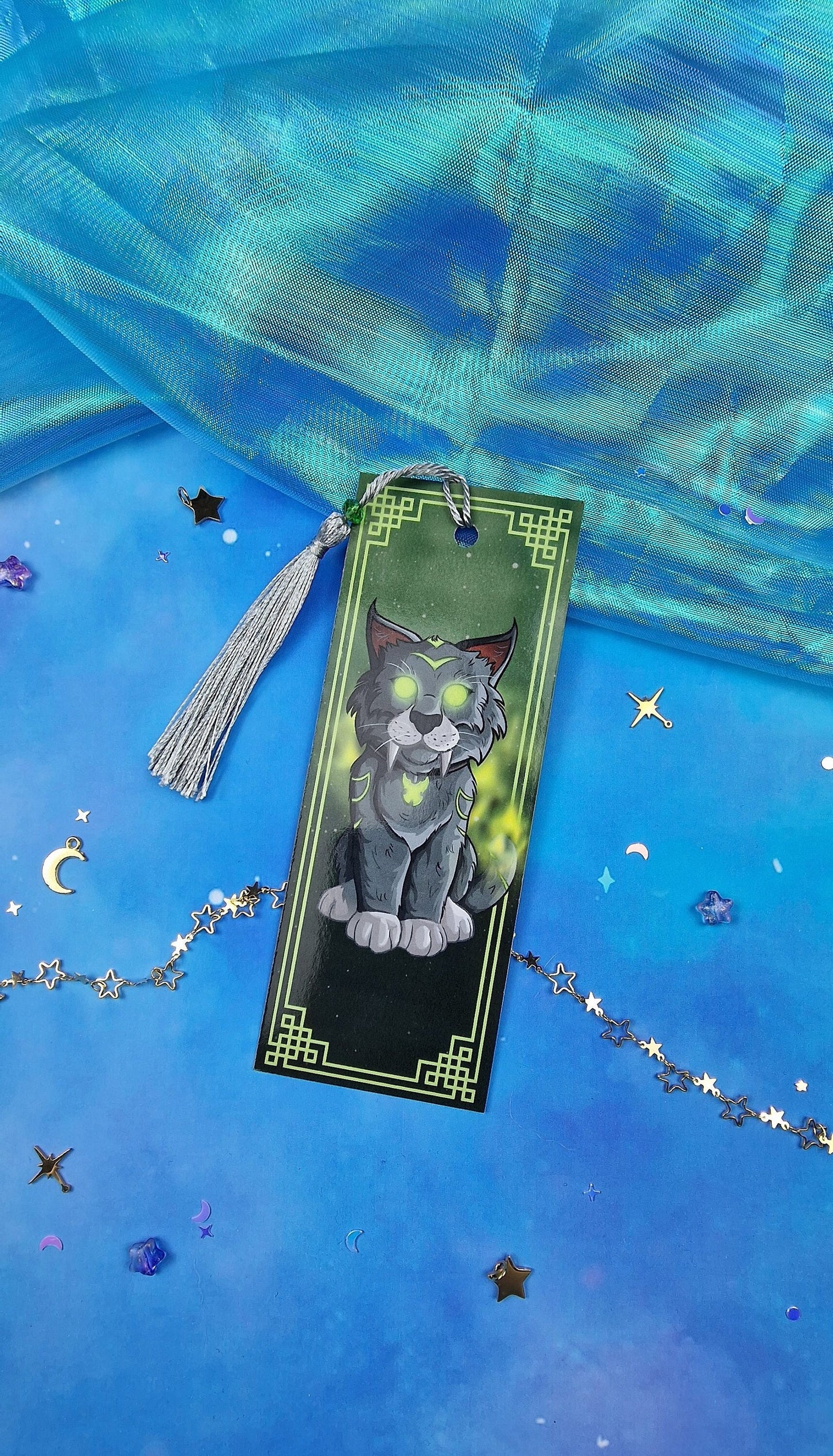 Mischievous Cat Bookmark | Fantasy Feline | Magical Gift | Glossy or Holographic | Game-Inspired Pet | Green-Eyed Cat | Bookish Gift